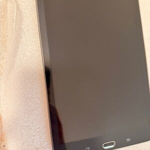 Samsung sleek Black Tablet SM-T378V